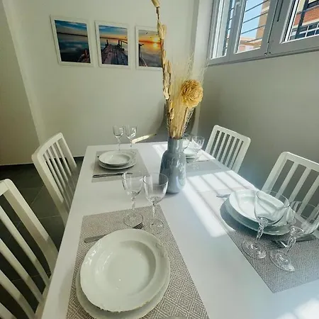 Alhucemas Playa Apartment